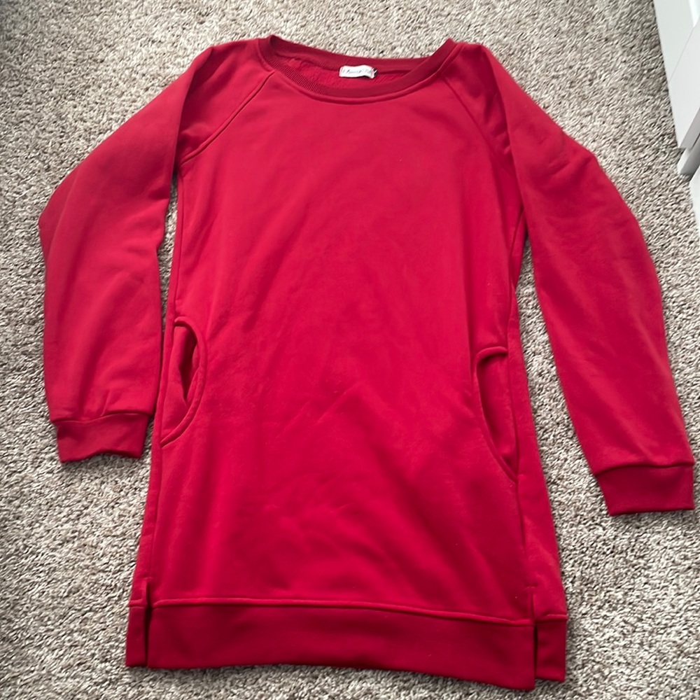 Z Avenue USA sweatshirt dress in red, worn once, very comfortable